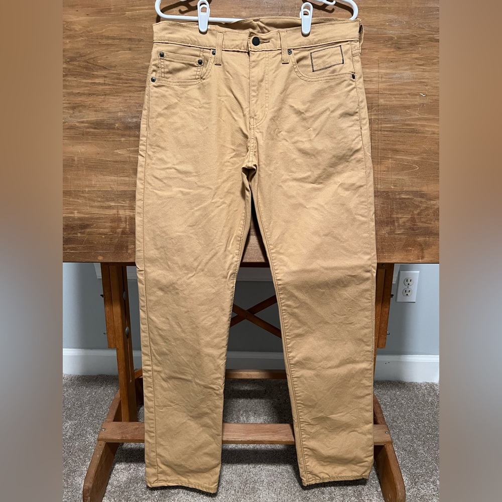 Levi’s 502 Fresh Leaves